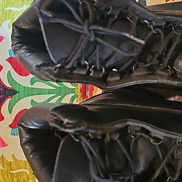 Timberland boots 👢 - Picture 7 of 11